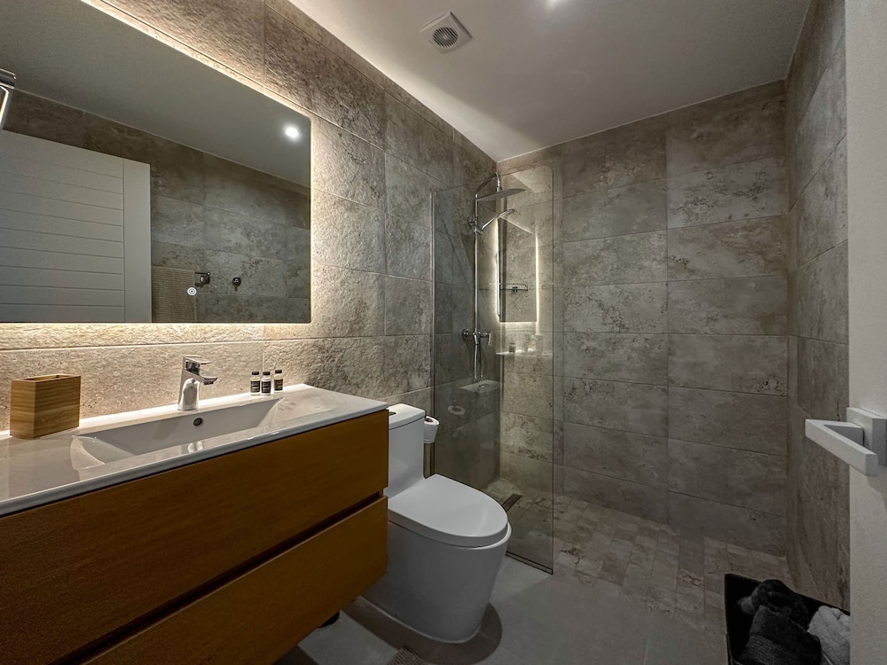Gorgeous new Beach Apartment