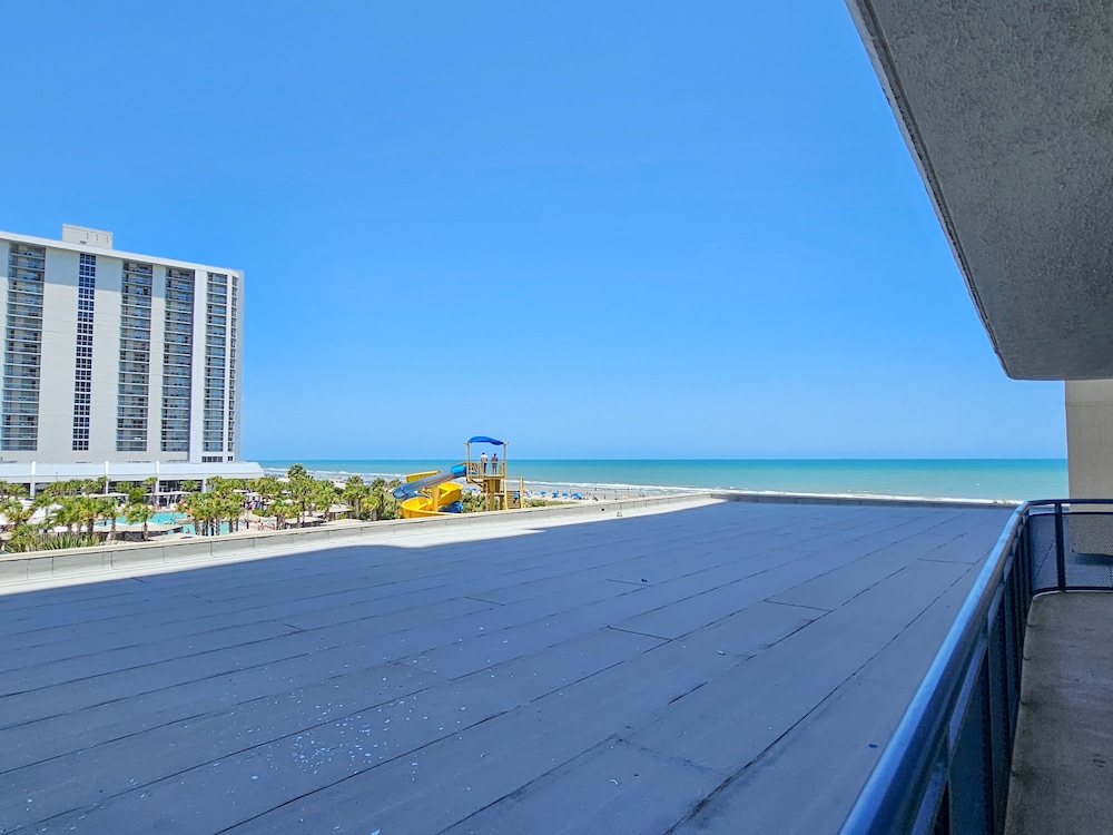Brighton 103, Ocean View Condo, Full Amenities. 2 Bedroom Condo
