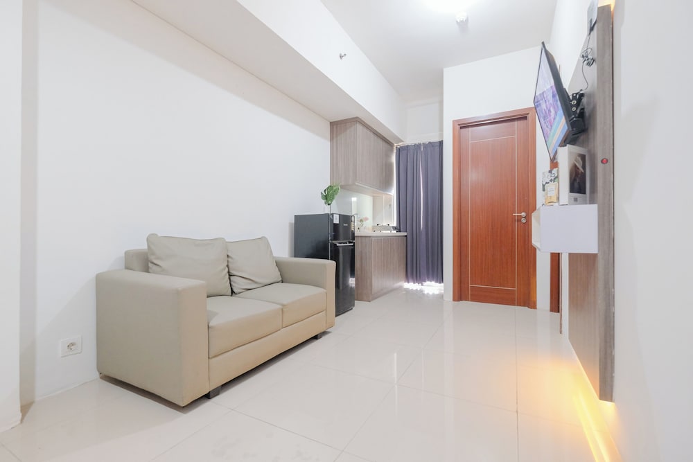 Cozy and Sweet 2BR Apartment at Vittoria Residence
