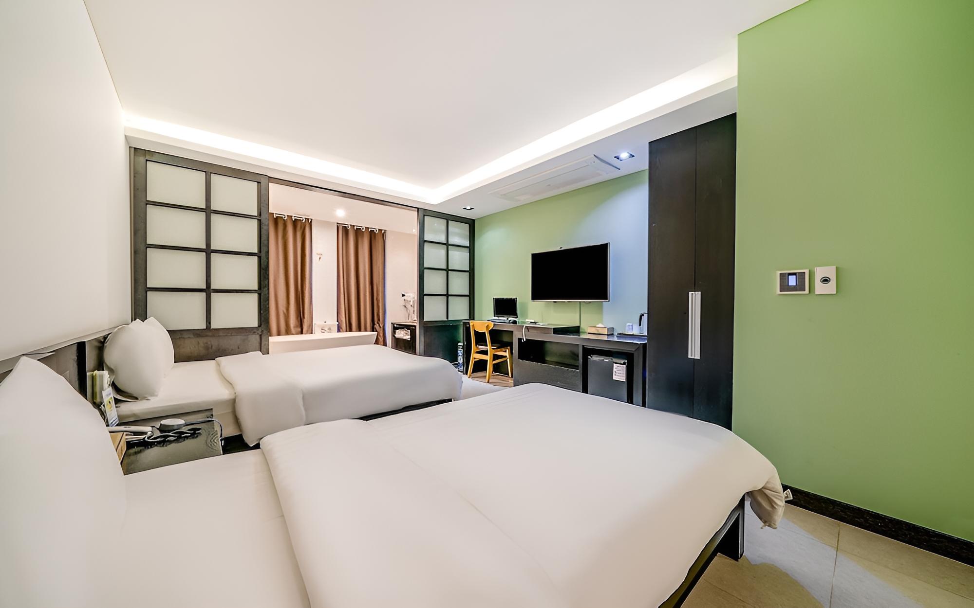 Incheon Ali Suite Hotel