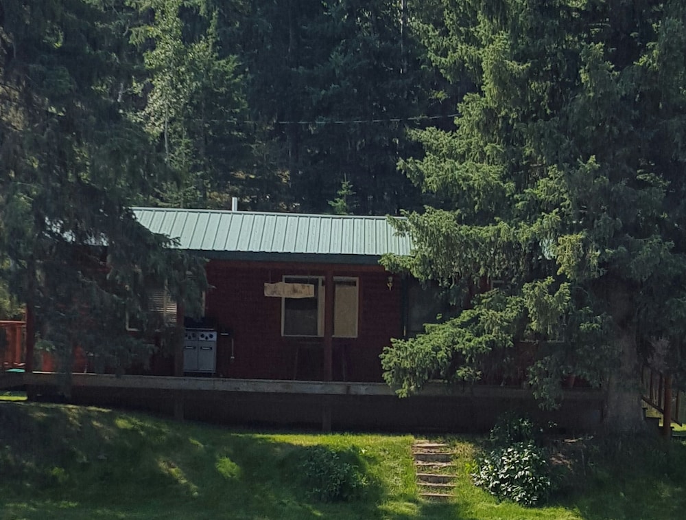 Cole Cabins