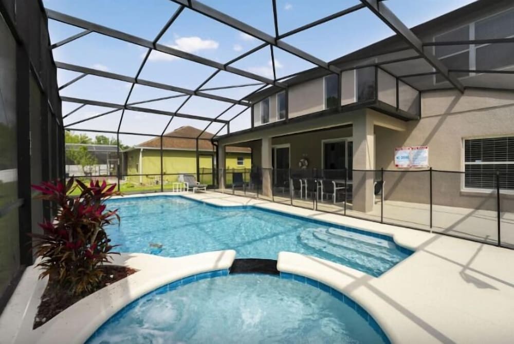 6Br Retreat W/ South Pool, Spa & Game Room Fun