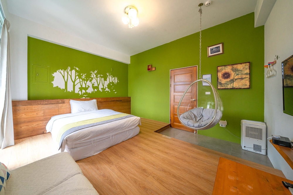 Field Trail B&B