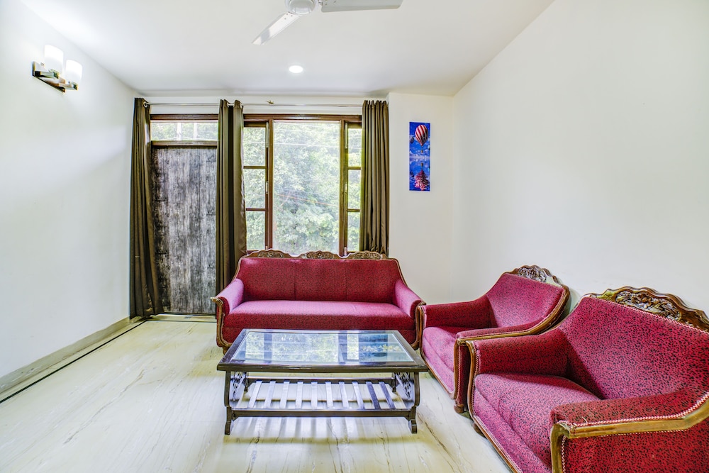 FabHotel Primero MGF