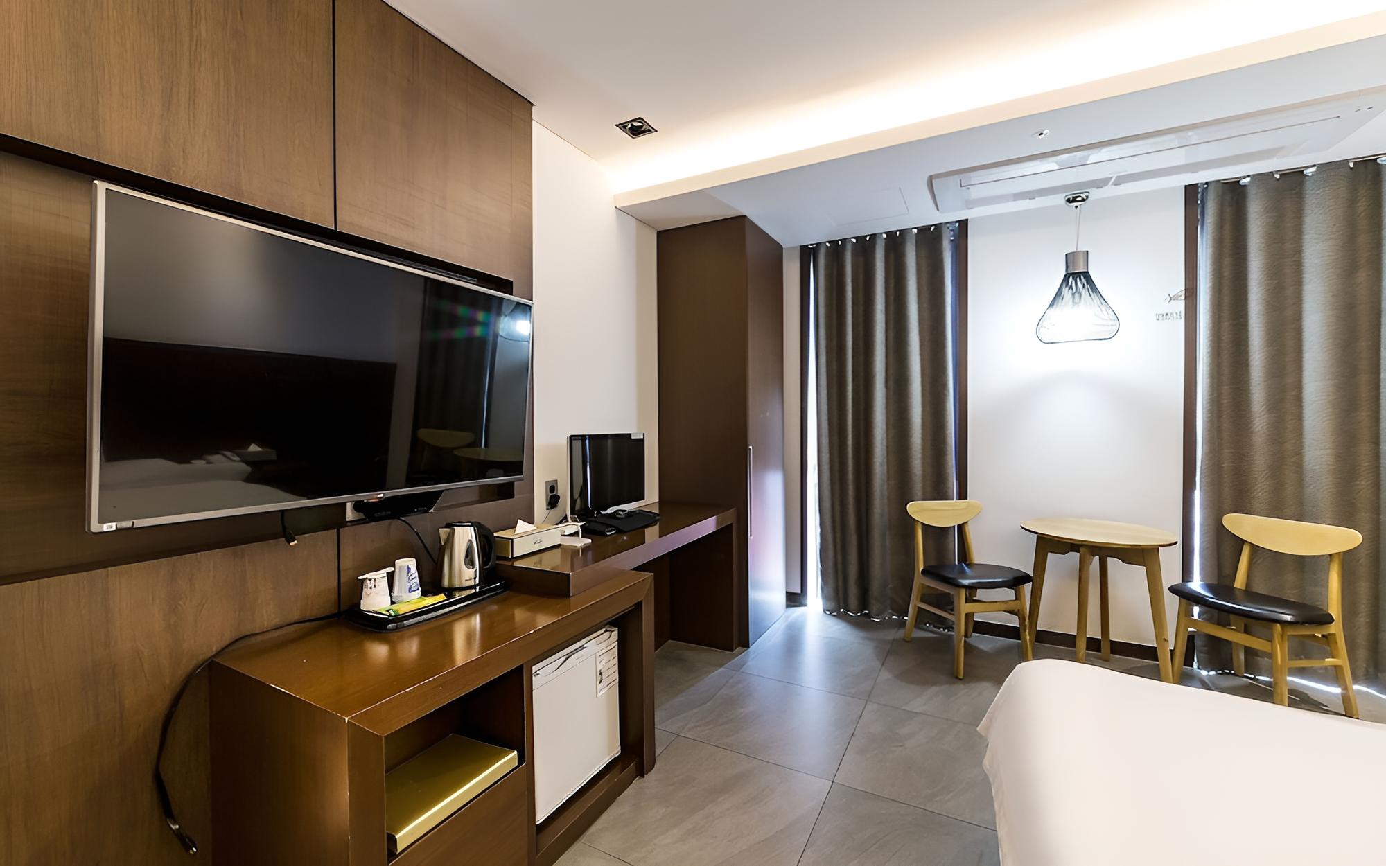 Incheon Ali Suite Hotel