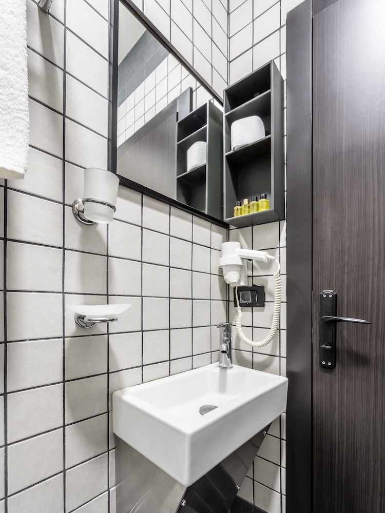 Taksim Terrapia Hotel - Image 39