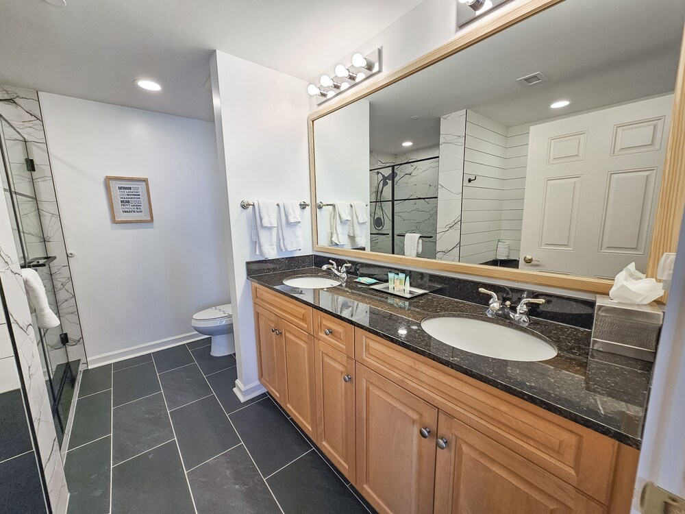Ocean Front, 1602 Royale Palms 3 Bedroom Condo