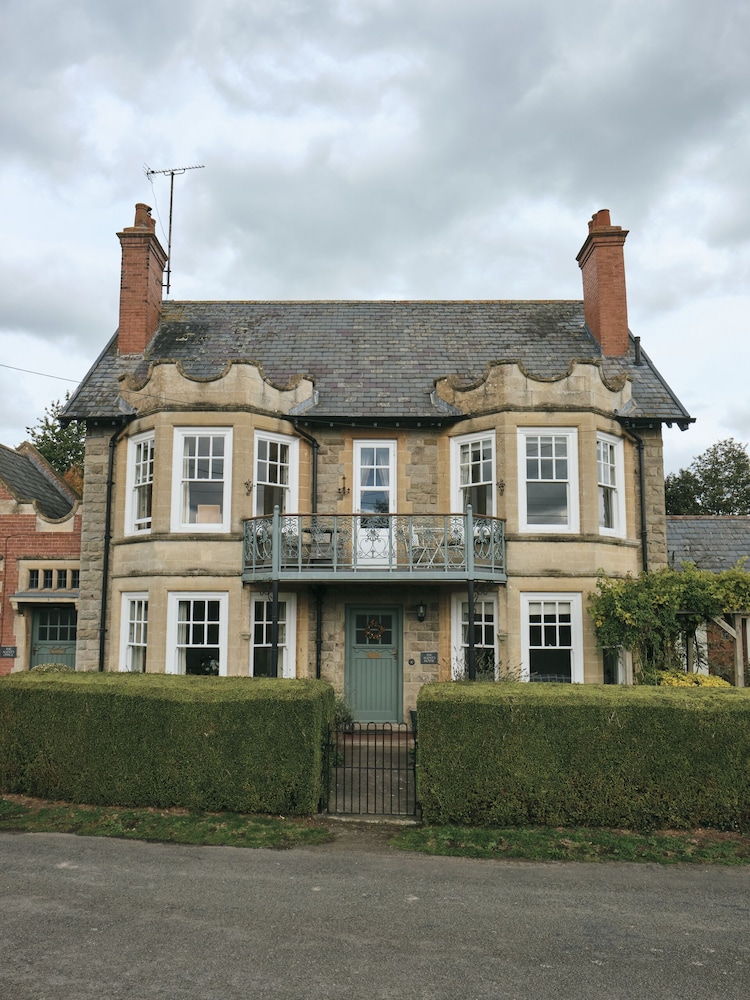 The Agent's House Bed and Breakfast