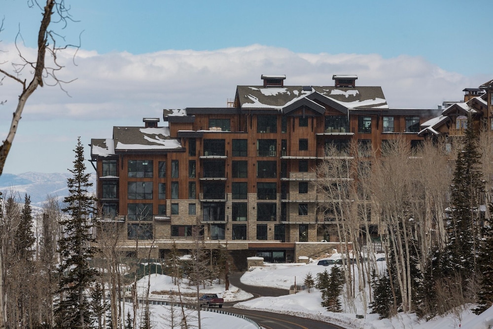 One Empire Pass Lodge at Deer Valley Resort - Three Bedroom Residence #404 3 Condo