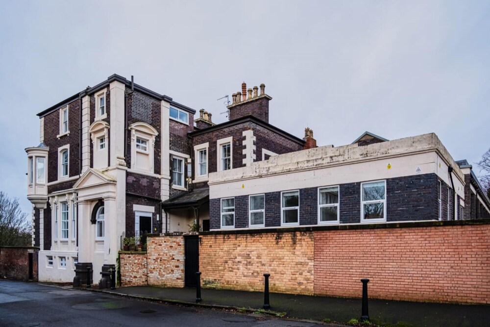 The Liverpool Escape - Captivating 1bdr Flat With Parking view 2