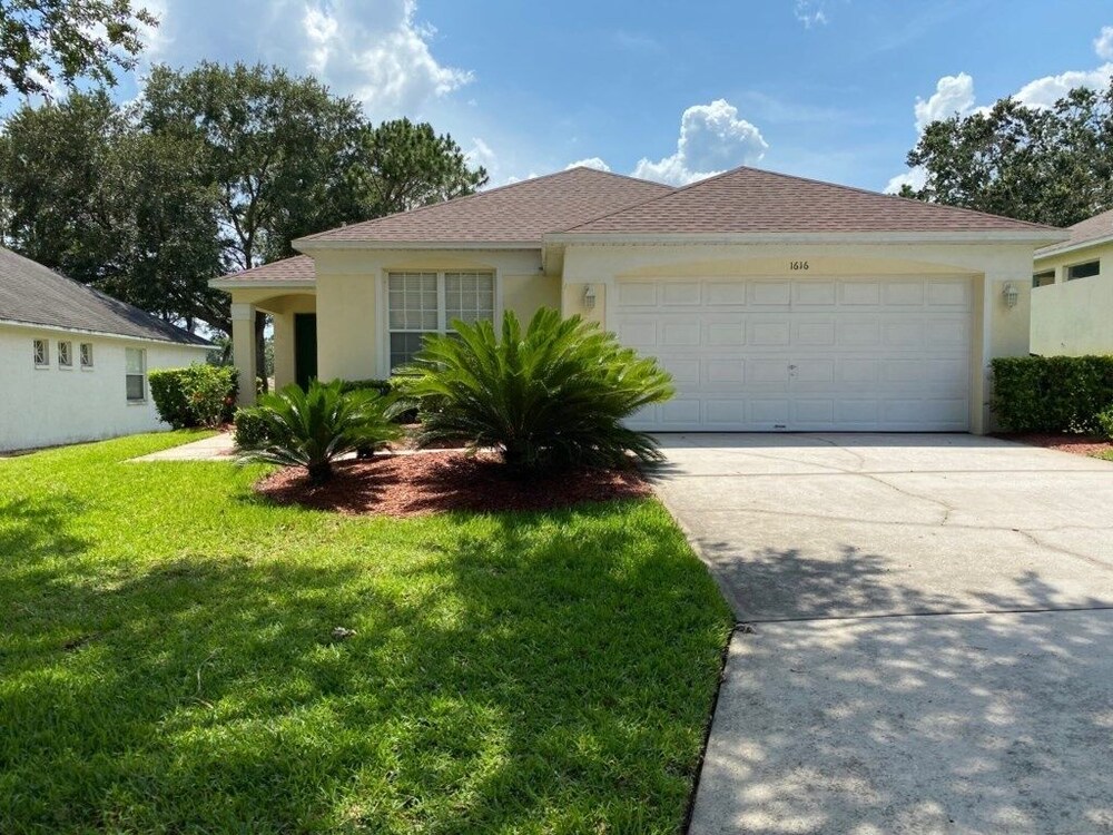 Robin's Southern Dunes Vacation Home 4 Bedroom Home by Redawning
