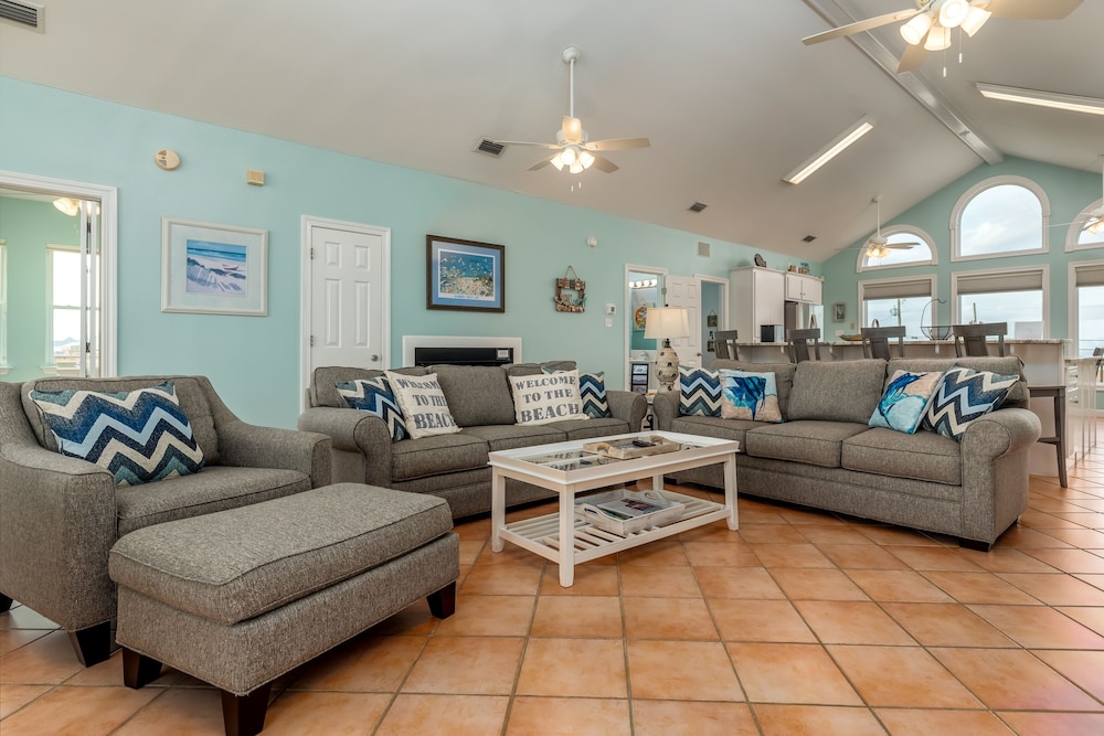 Surfside - 2431 Bienville 4 Bedroom Home by RedAwning