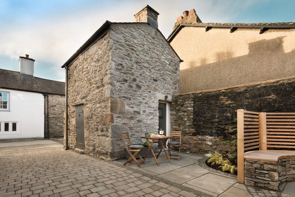 Wharton House Mews Retreat for two