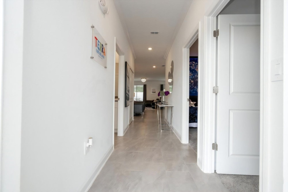 Storey Lake 5bed Private Pool Free Water Park