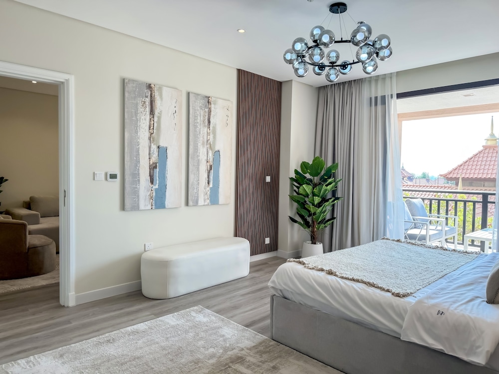 Resort Apartments - Royal Amwaj North