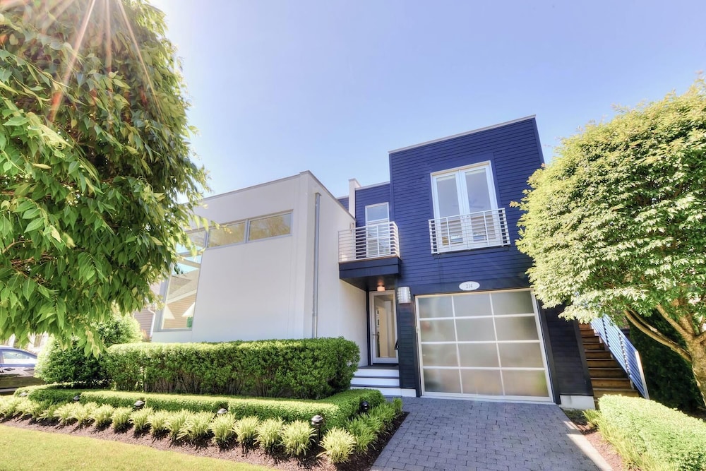 Hickman Street 214