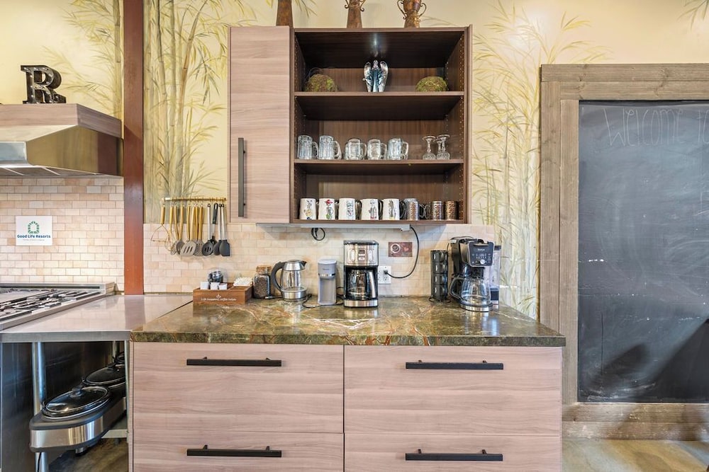 Bamboo Loft 6BR