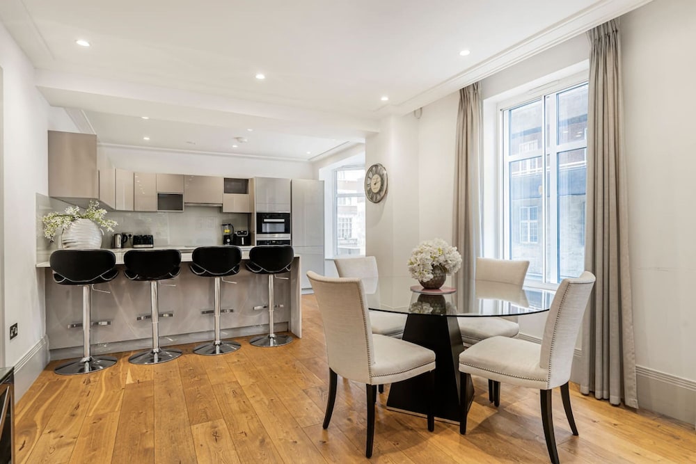 Luxury Park Lane Apartment - Opposite Hyde Park