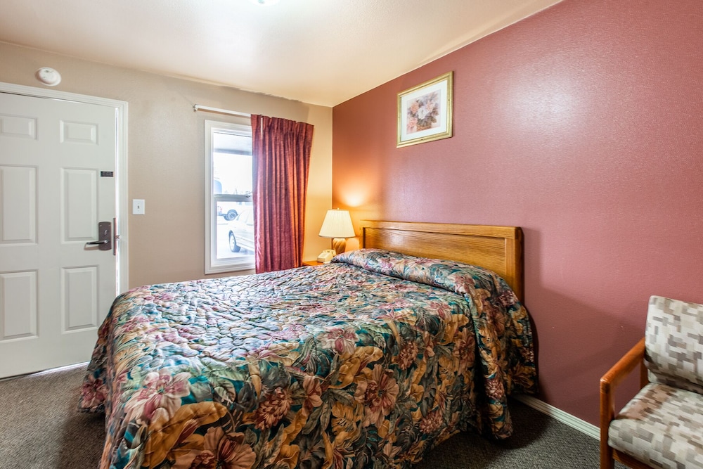 Autzen Inn view 5