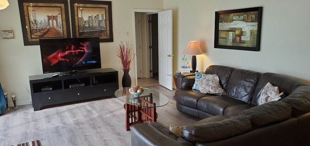 WR1057DL 4 Bedroom Villa in Westridge 4 Home