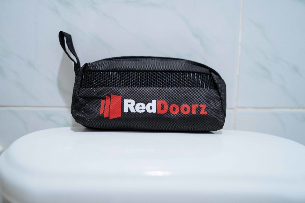 RedDoorz near Davao International Airport view 5