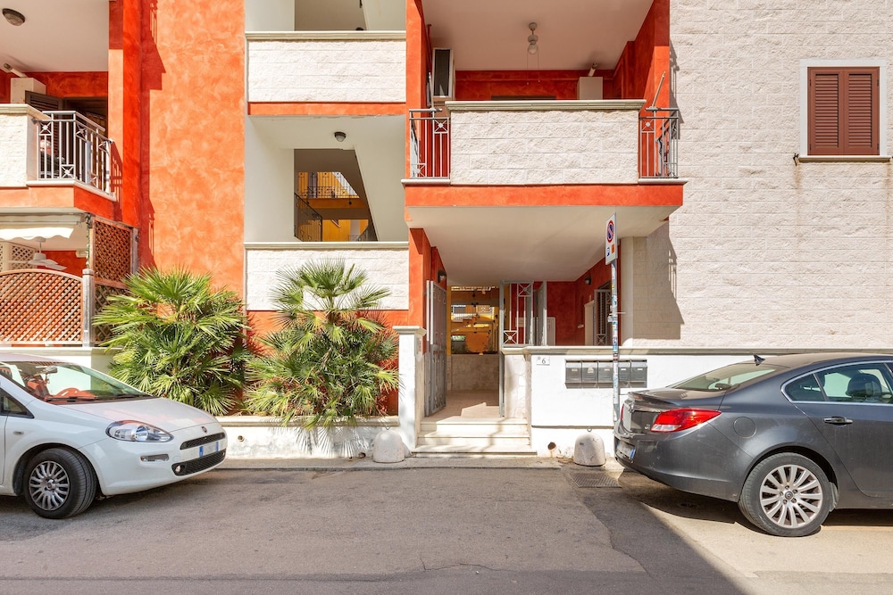 1990 Appartamento Azzurra view 3