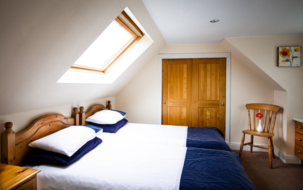 Comfy 3-bedroom Cottage in Newtonmore, Cairngorms view 2
