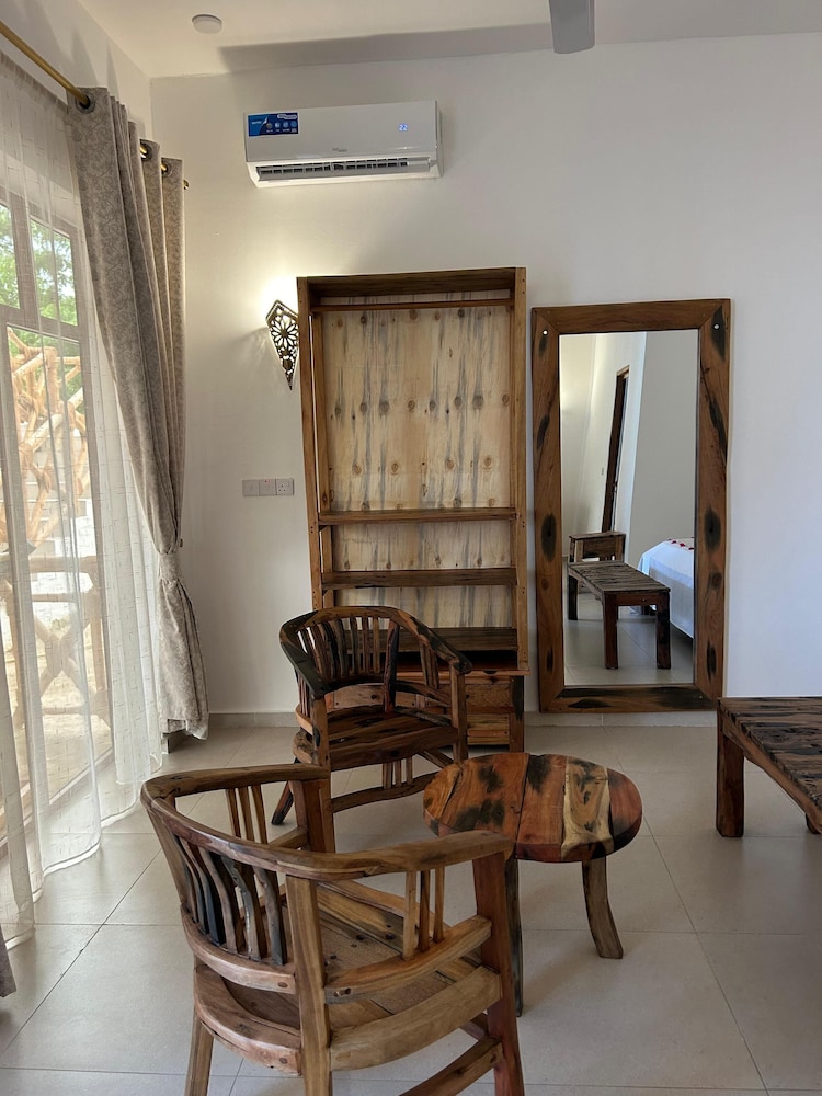 M&M VILLAS ZANZIBAR