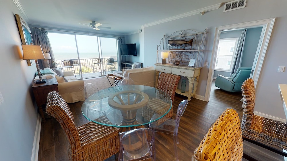 Beach House 2 by Tybee Vacation Rentals