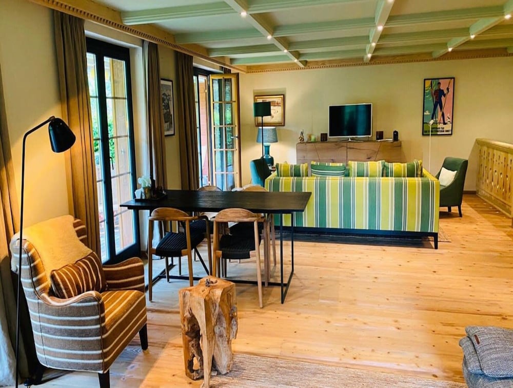 Spa Chalet on Ground Floor