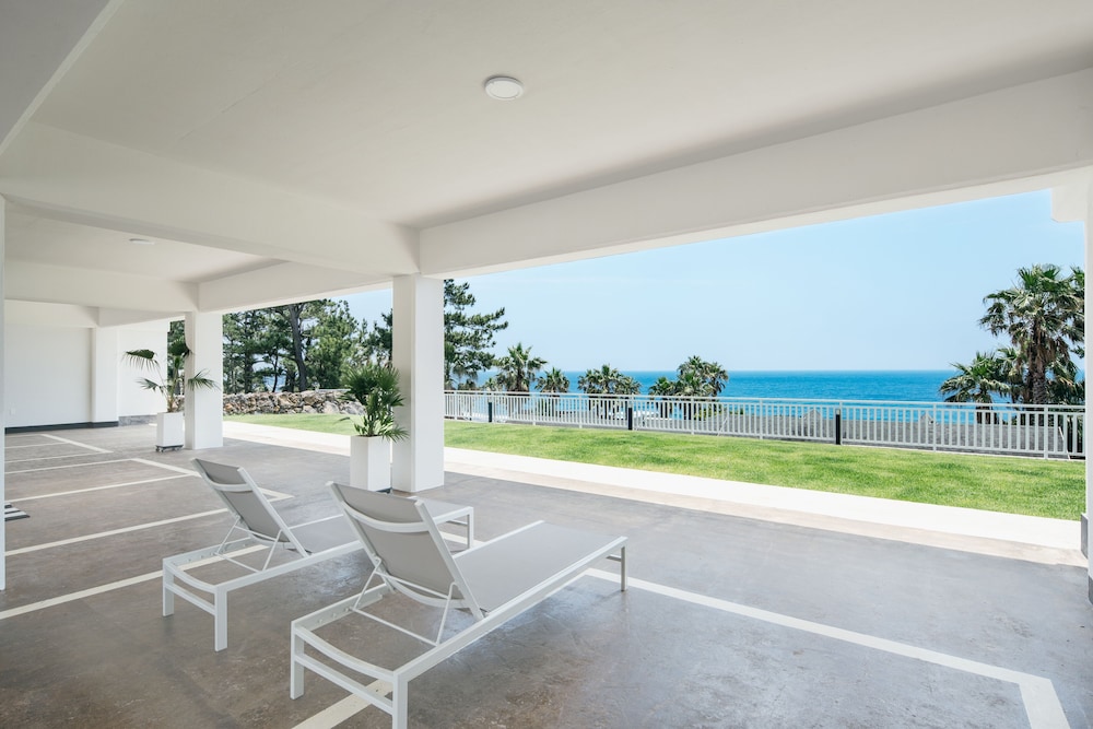 U plus Sea view 3