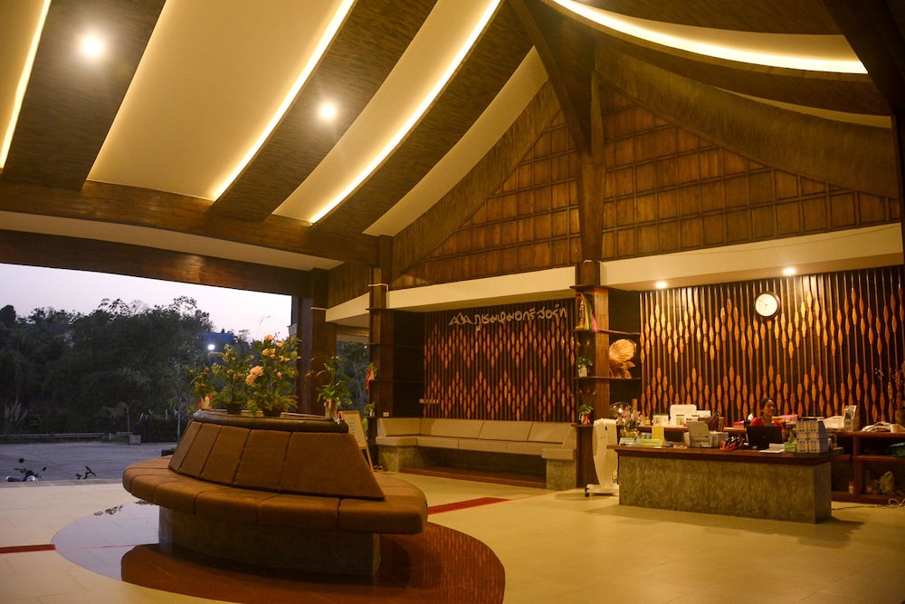 Phu Chom Mork Resort
