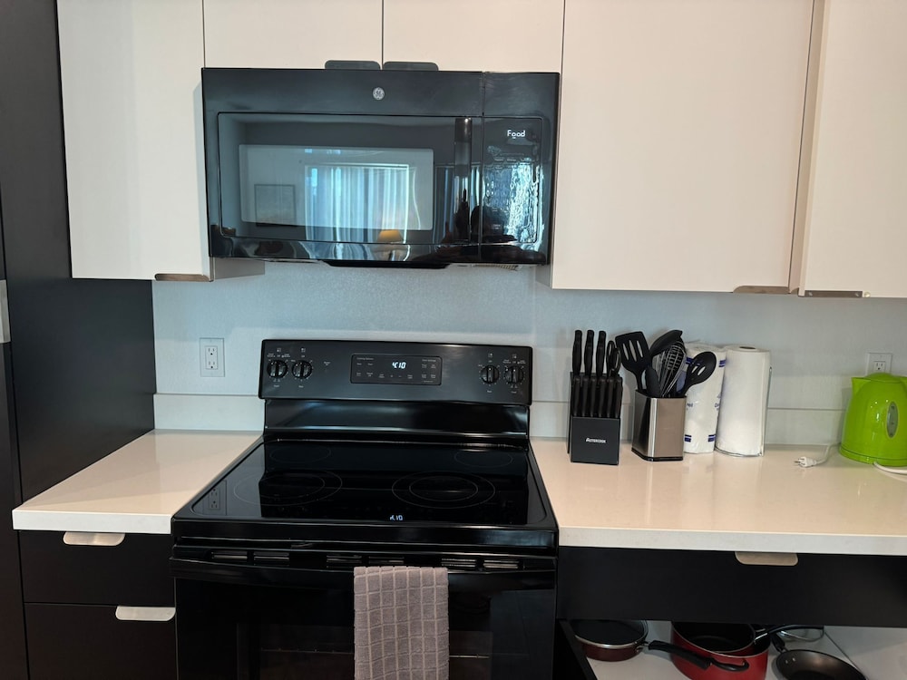 Premier Apts in Vibrant Downtown LA