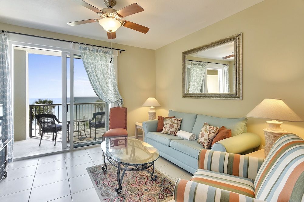 Grand Panama Beach Resort by Book That Condo