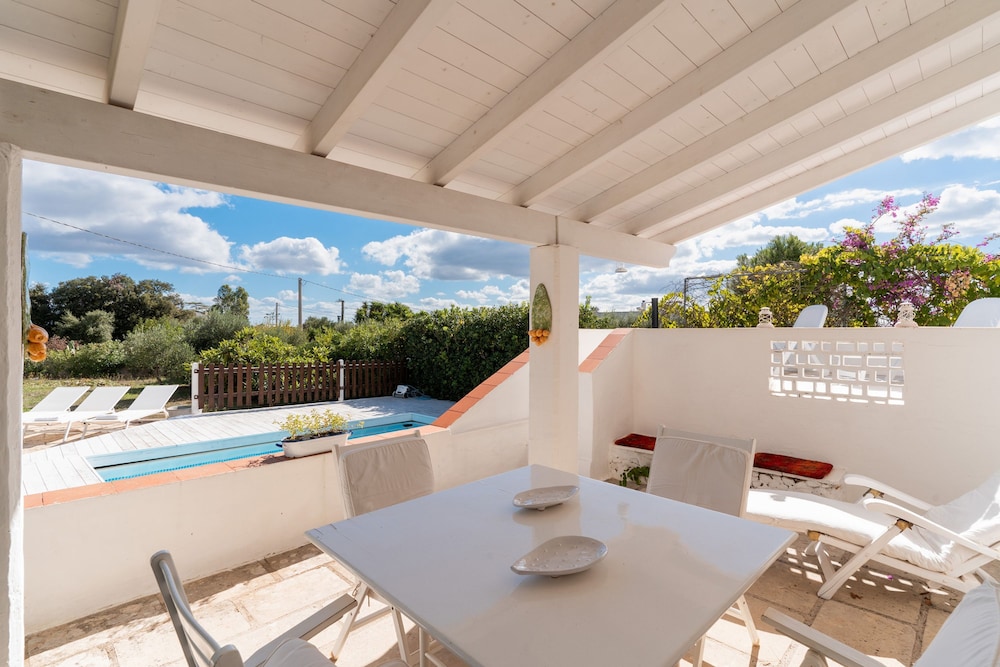 Villa Nuvole Bianche con Piscina by Wonderful Italy