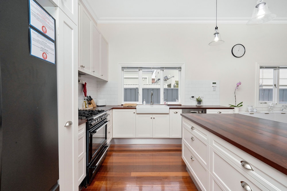 Hyde Seek Parkside Family Stay