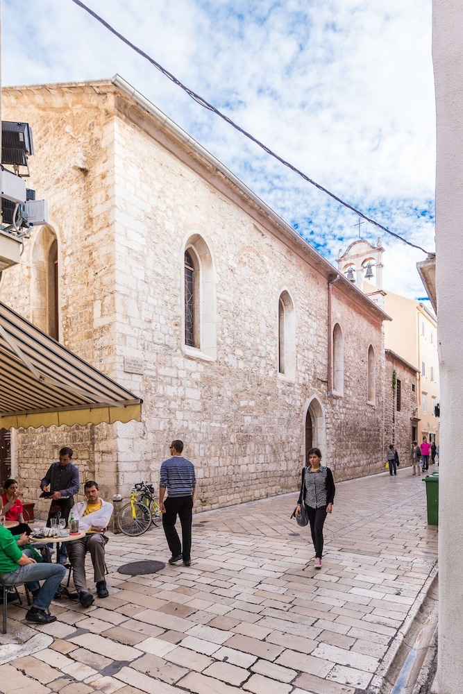 Secret & Stylish Hideaway Apartments Zadar Old Town