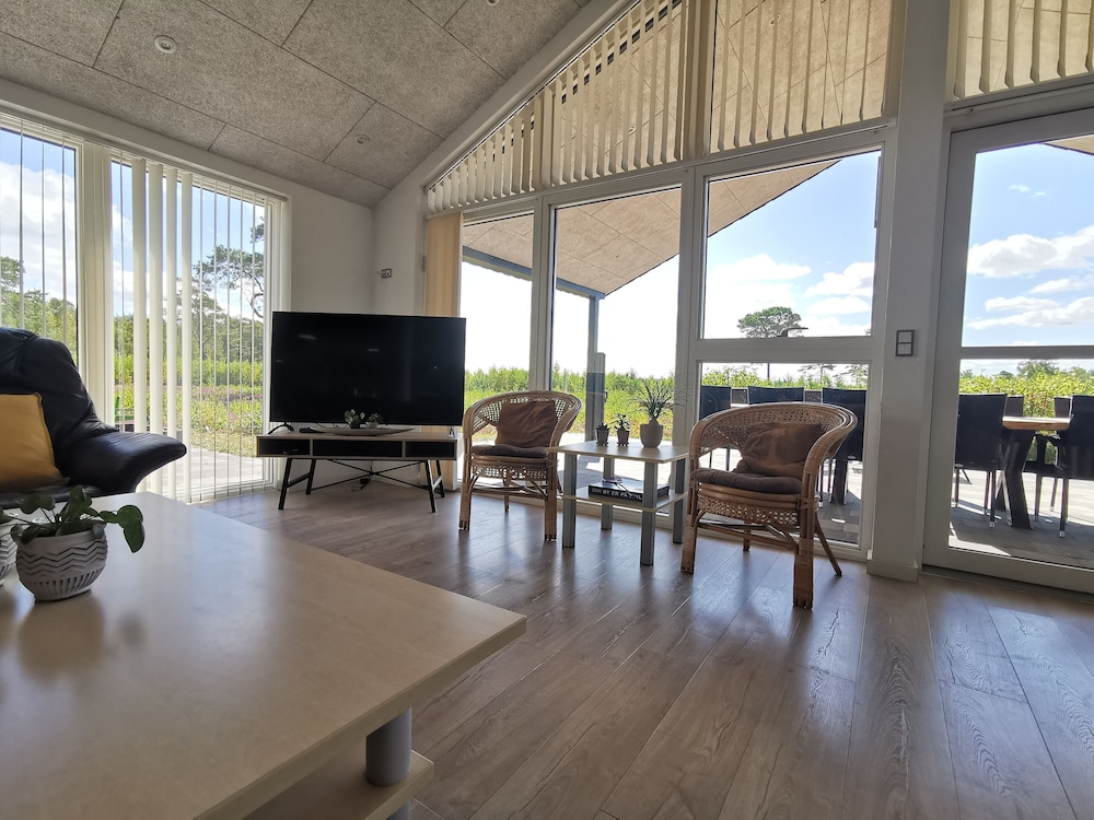Panoramic Views and Luxurious Comfort on Læsø Island