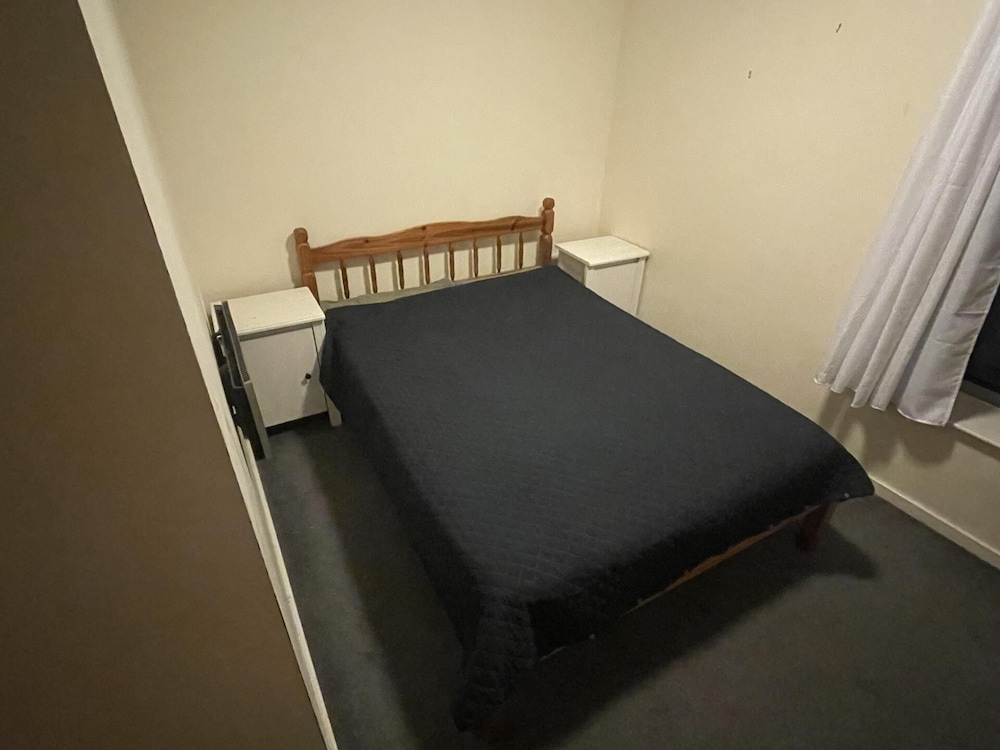 Immaculate 2-bed Duplex Apartment in Leeds view 2