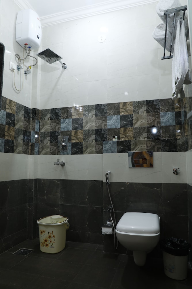 Photo 34