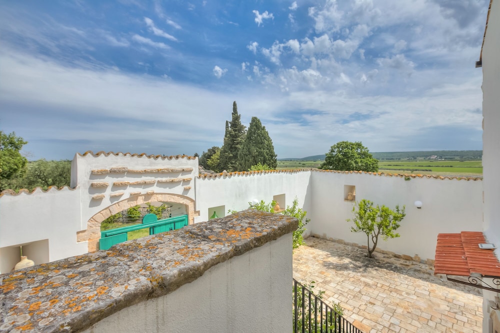 Annunziatella Apulian Farm Experience