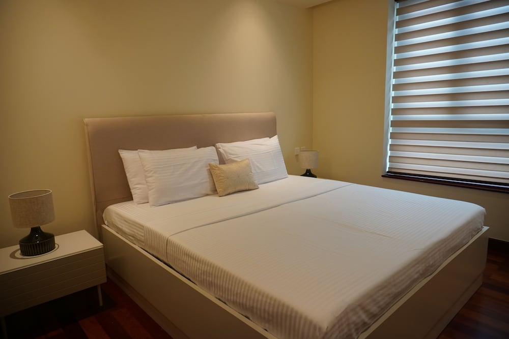 Opulent Comfort Suites view 2
