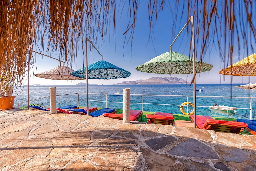 Amphora Otel - Image 42