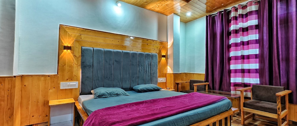 Sargam Stays Kasol