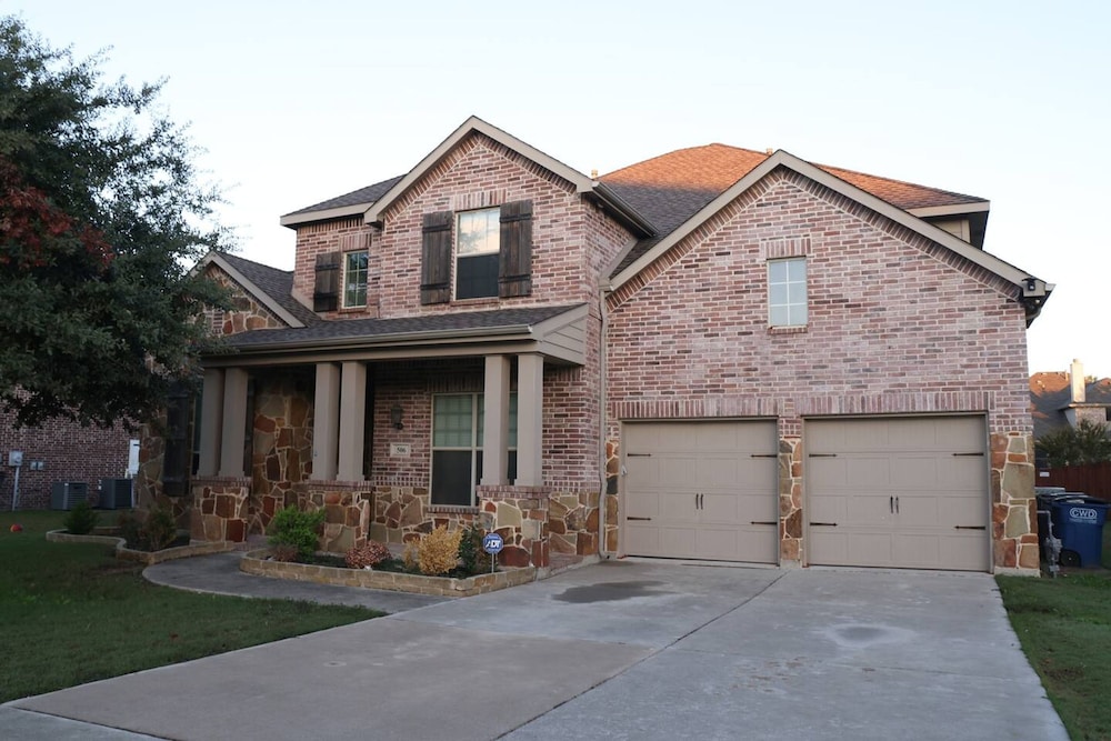 Homify360 5BR Home With Game Room Media Room