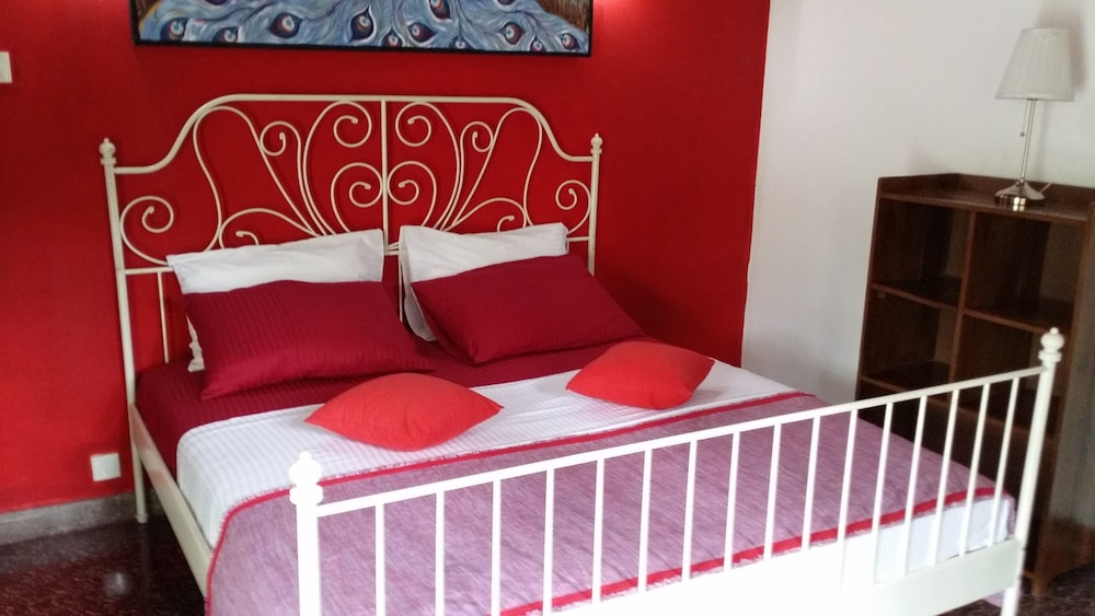 Village Villa Home Stay