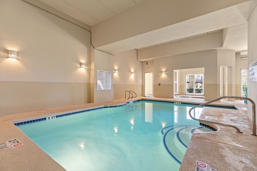 Las Villas Condo Unit 301 - 5 Night Minimum Stays 3 Bedroom Condo