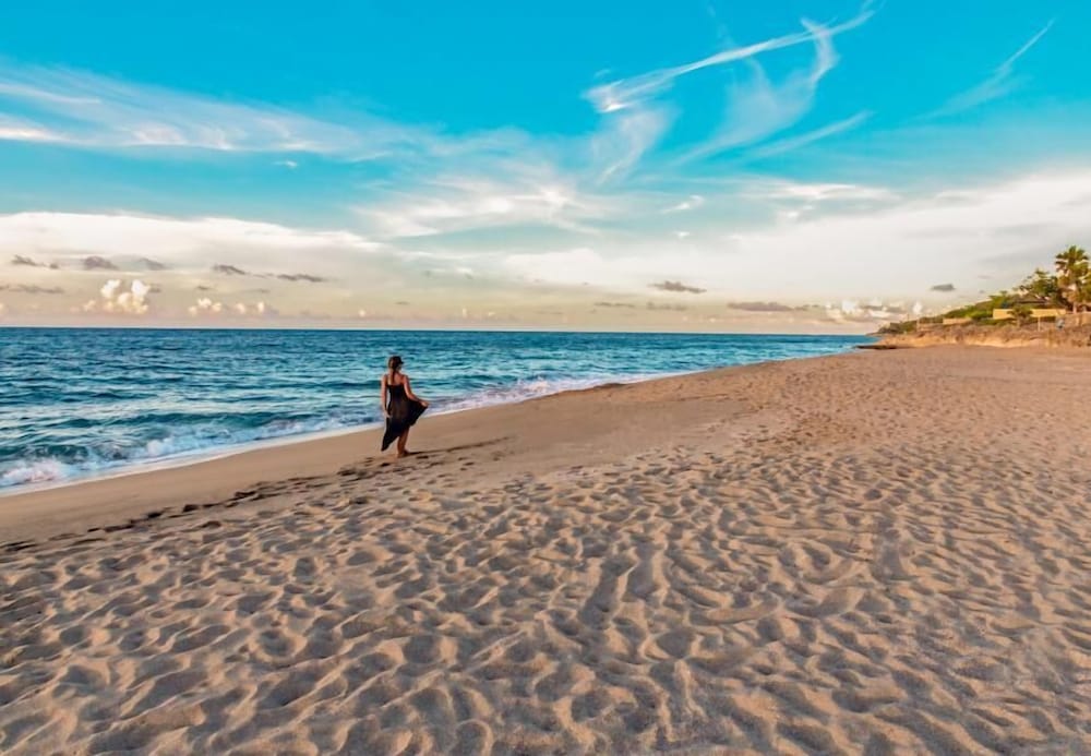 Hotel Condos at Sosua Ocean Village - Image 1