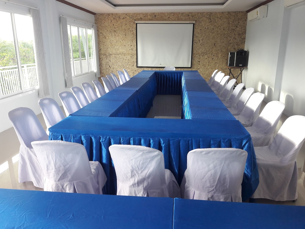 meeting & event spaces