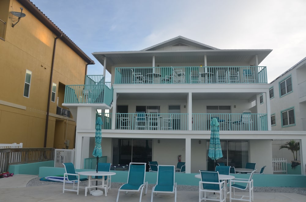 The New Hotel Indian Shores view 4